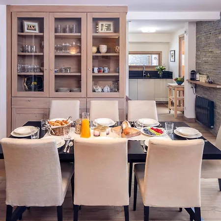 Cosy Proche Pistes, Meribel, 10 Pers, Animaux Admis - Fr-1-566-76 Chalet Les Allues